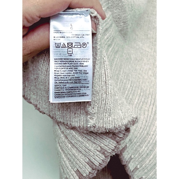 GAP  |  CashSoft Turtleneck Sweater - Picture 5 of 6